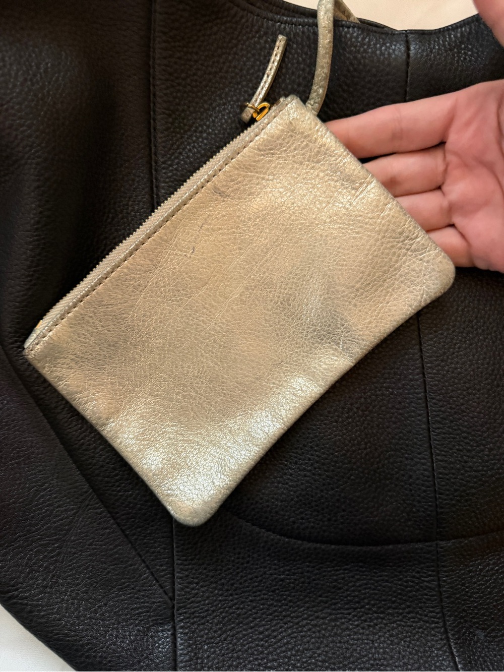 Hobo Eclipse Leather Shoulder Bag - Classic Women's Bag - Picture 3 of 13